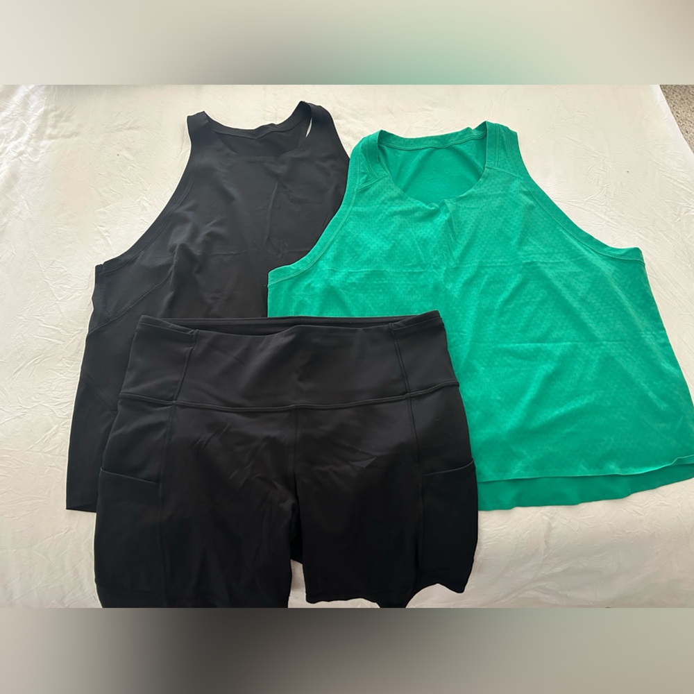 Lululemon Athletica BUNDLE Black and Green Tank Tops + Bike shorts